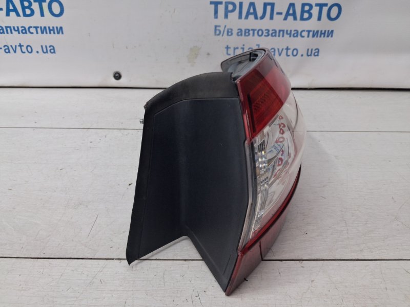 Фонарь задний внешний правый Fusion USA 2013-2020 2 1.5 бензин ENUN0