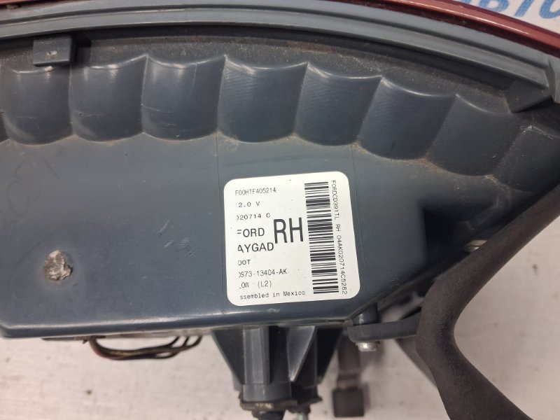 Фонарь задний внешний правый Fusion USA 2013-2020 2 1.5 бензин ENUN0