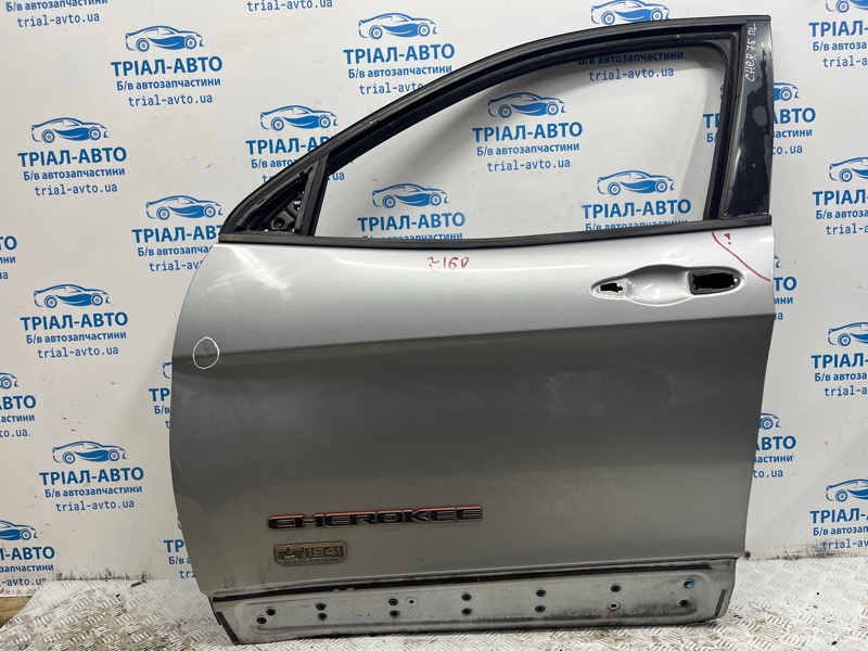 Дверь передняя левая Jeep Cherokee 2013-2019 KL 2.4 бензин ED6 68110087AC Б/У