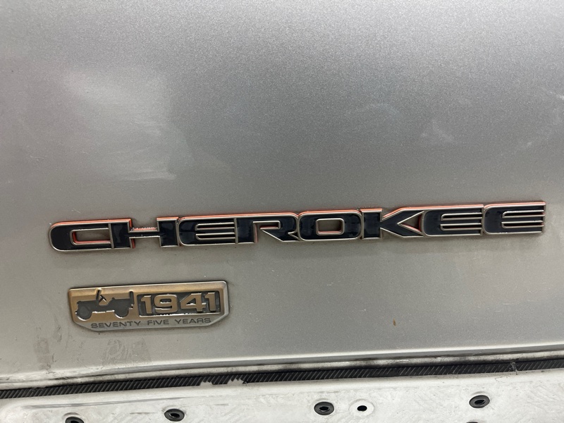 Дверь передняя левая Cherokee 2013-2019 KL 2.4 бензин ED6