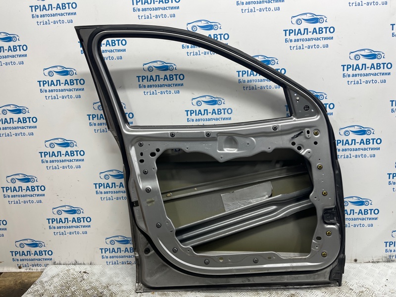 Дверь передняя левая Cherokee 2013-2019 KL 2.4 бензин ED6