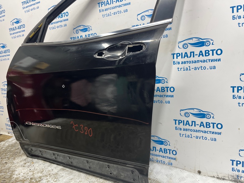 Дверь передняя левая Jeep Cherokee KL 3.2 бензин EHK