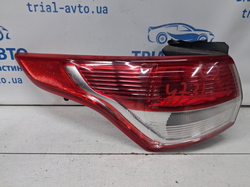 Фонарь задний внешний левый Ford Escape 2012-2019 3 2.0 бензин ENR90 CJ5Z13405B Б/У
