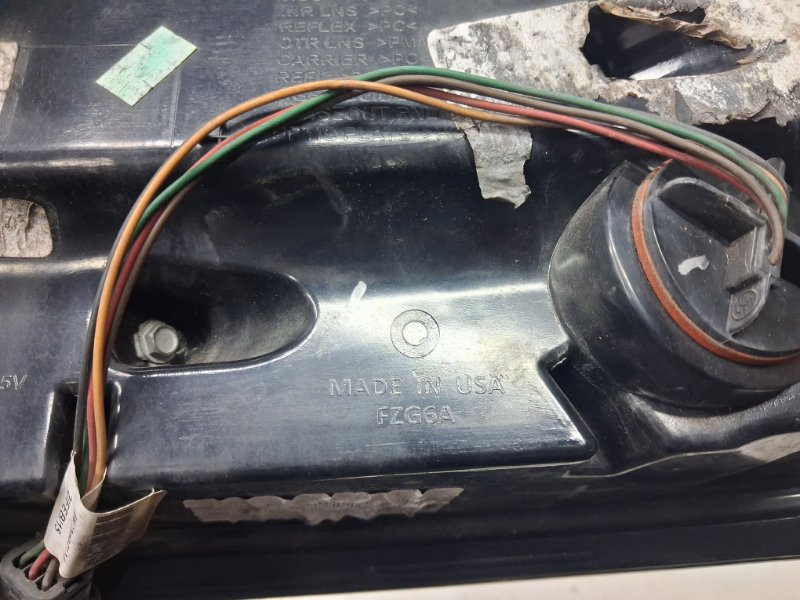 Фонарь задний внешний левый Edge 2015-2018 2 2.0 бензин ENR90