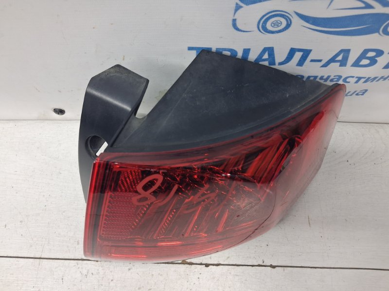 Фонарь задний внешний правый MDX 2006-2013 YD2 3.7 бензин J37A1