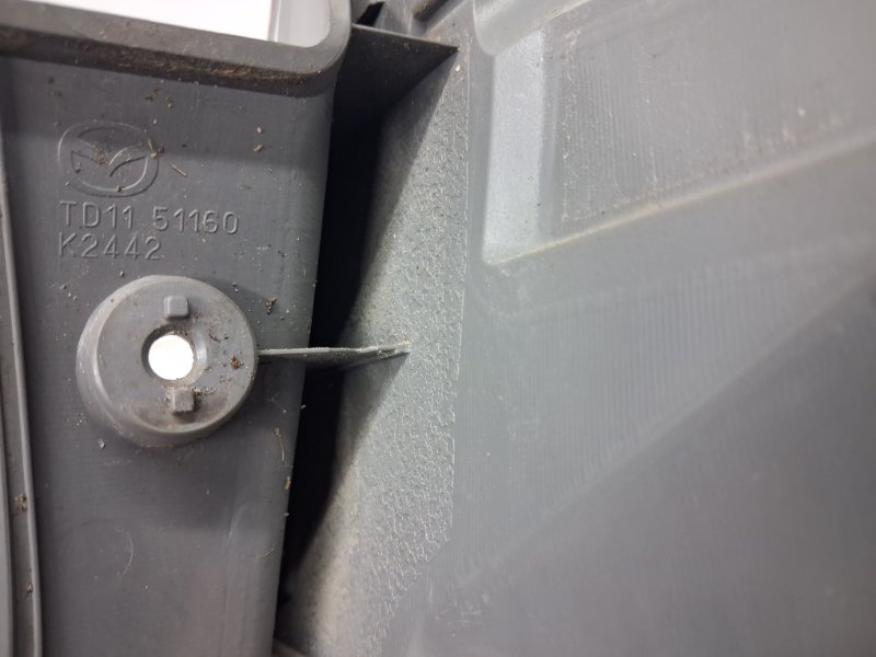 Фонарь задний внешний левый CX 9 2006-2015 TB 3.7 бензин MZI