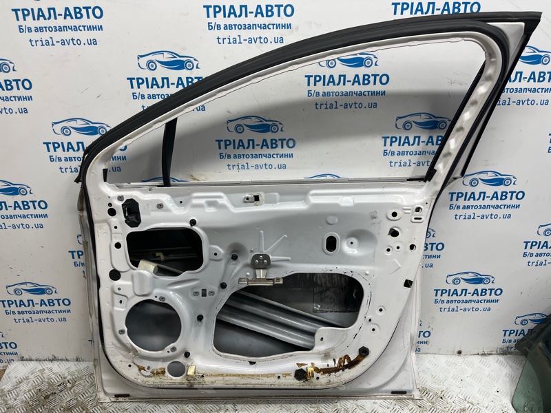 Дверь передняя правая Fusion USA 2013-2020 2 1.5 бензин ENUN0
