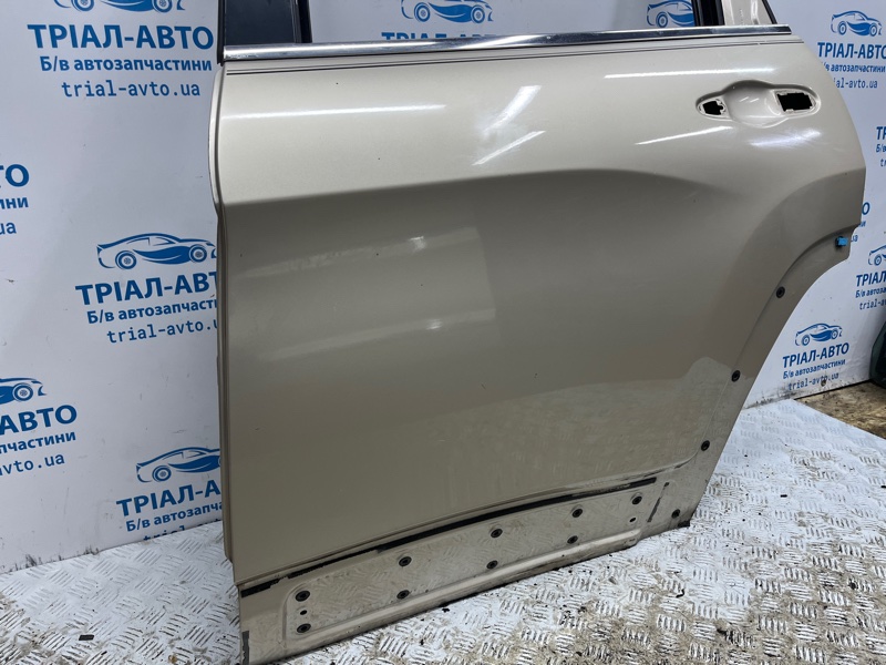 Дверь задняя левая Cherokee 2013-2019 KL 2.4 бензин ED6