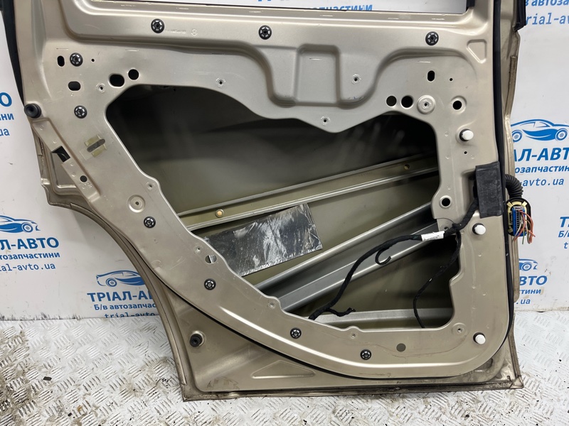 Дверь задняя левая Cherokee 2013-2019 KL 2.4 бензин ED6