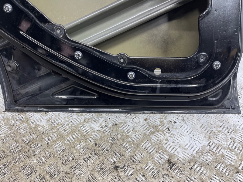 Дверь задняя левая Cherokee 2013-2019 KL 3.2 бензин EHK Дверь задняя левая Cherokee 2013-2019 KL 3.2 бензин EHK