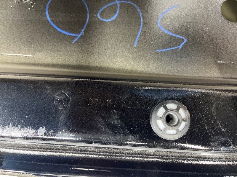 Дверь задняя левая Cherokee 2013-2019 KL 3.2 бензин EHK Дверь задняя левая Cherokee 2013-2019 KL 3.2 бензин EHK