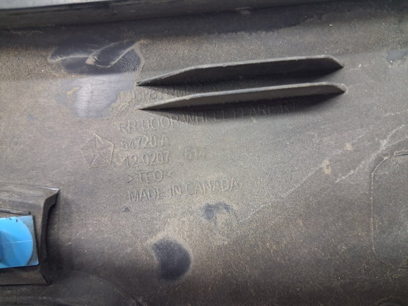 Накладка крыла задняя правая Cherokee 2013-2019 KL 3.2 бензин EHK