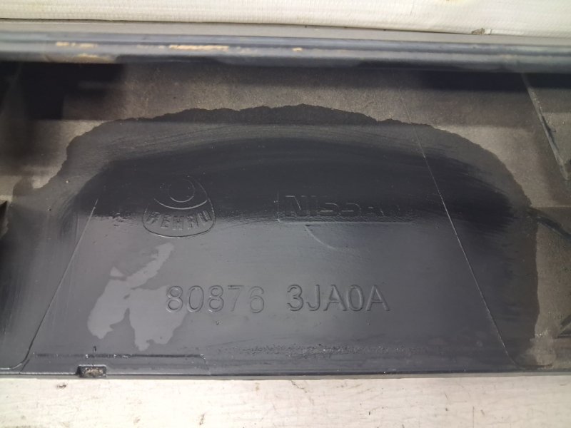 Накладка двери передняя правая QX60 2013-2021 L50 3.5 бензин VQ35DE