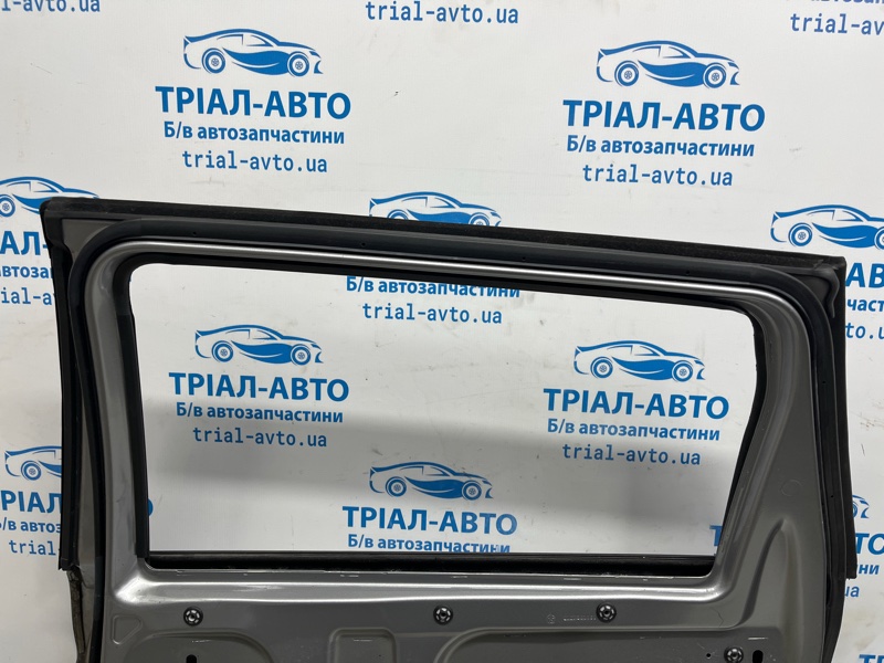 Дверь задняя правая Cherokee 2013-2019 KL 2.4 бензин ED6