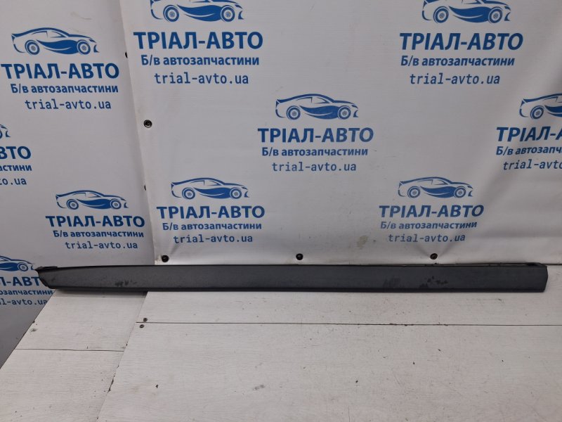 Накладка двери передняя левая Infiniti QX60 2013-2021 L50 3.5 бензин VQ35DE 808773JA0B Б/У