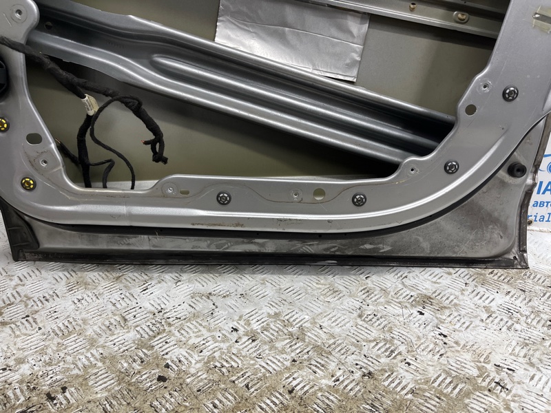 Дверь передняя правая Cherokee 2013-2019 KL 2.4 бензин ED6