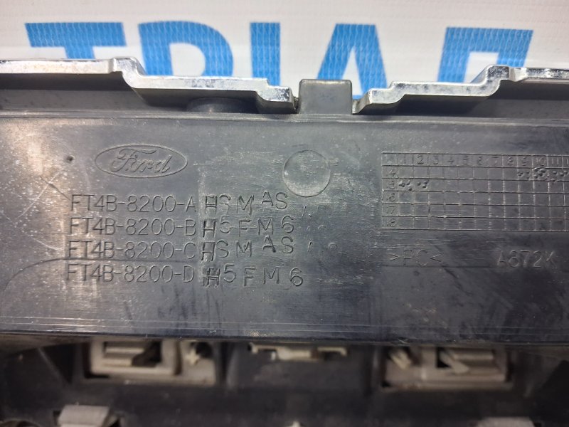 Решетка радиатора Edge 2015-2018 2 2.0 бензин ENR90