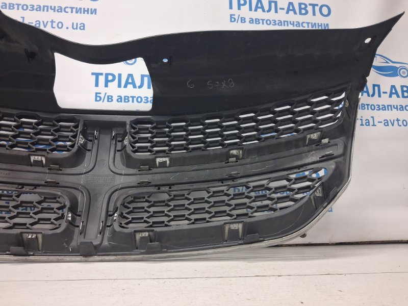 Решетка радиатора Journey 2007-2020 1 2.4 бензин ED3