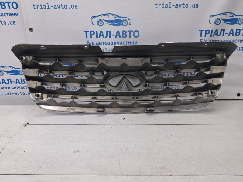 Решетка радиатора FX 2002-2008 S50 3.5 бензин VQ35DE