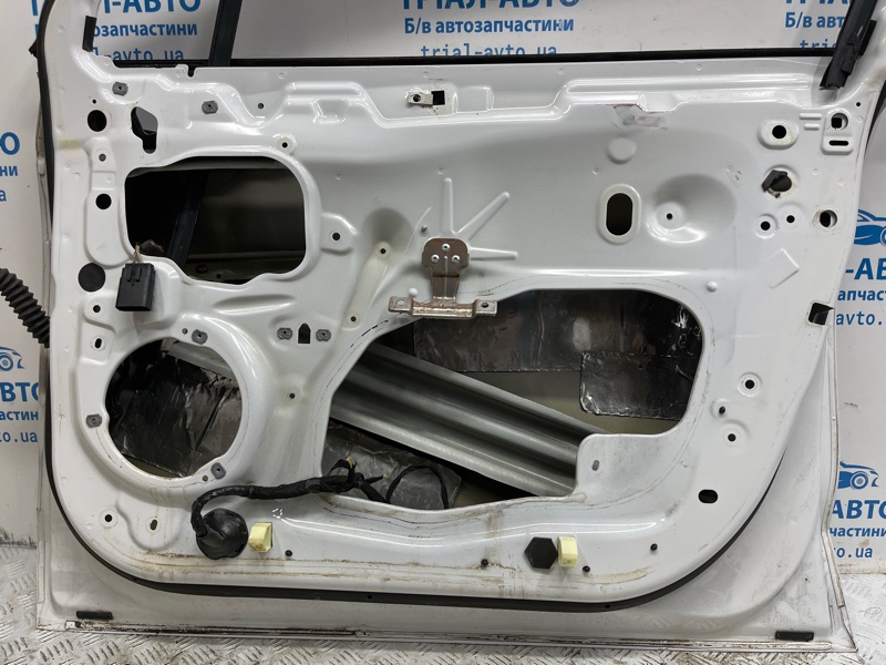 Дверь передняя правая Fusion USA 2013-2020 2 1.5 бензин ENUN0