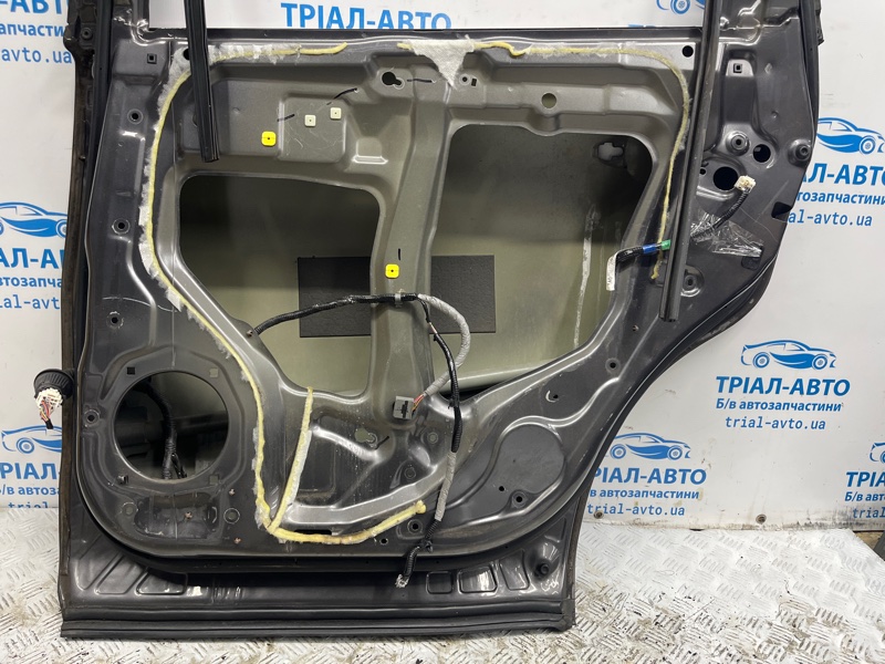 Дверь задняя правая MDX 2006-2013 YD2 3.7 бензин J37A1 Дверь задняя правая MDX 2006-2013 YD2 3.7 бензин J37A1