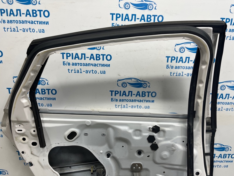 Дверь задняя левая Fusion USA 2013-2020 2 1.5 бензин ENUN0