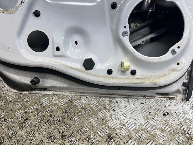 Дверь задняя левая Fusion USA 2013-2020 2 1.5 бензин ENUN0