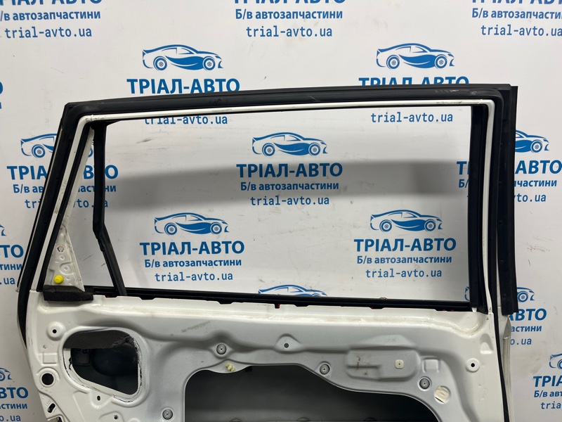 Дверь задняя левая CX 9 2006-2015 TB 3.7 бензин MZI