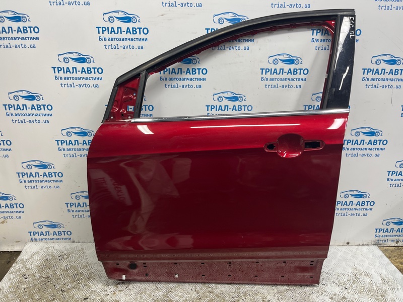 Дверь передняя левая Ford Escape 2012-2019 3 2.0 бензин ENR90 CJ5Z7820125A Б/У