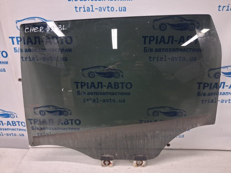 Стекло двери заднее левое Jeep Cherokee 2013-2019 KL 2.4 бензин ED6 68104623AC Б/У