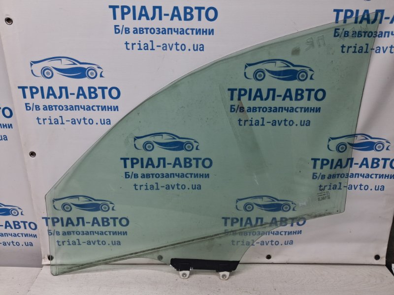 Стекло двери переднее правое Acura MDX YD2 3.7 бензин J37A1
