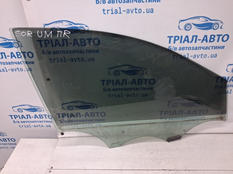Стекло двери переднее правое Kia Sorento 2014-2020 UM 2.4 бензин G4KJ 82420C5010 Б/У
