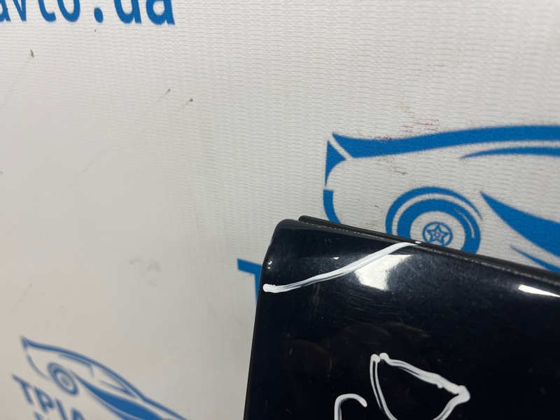 Дверь передняя правая Dodge Journey 1 2.4 бензин ED3 Дверь передняя правая Dodge Journey 1 2.4 бензин ED3