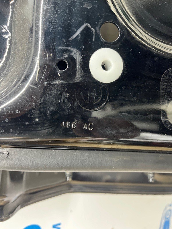 Дверь передняя правая Journey 2007-2020 1 2.4 бензин ED3 Дверь передняя правая Journey 2007-2020 1 2.4 бензин ED3