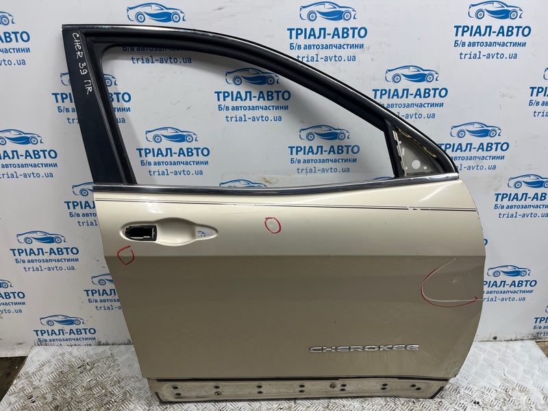 Дверь передняя правая Cherokee 2013-2019 KL 2.4 бензин ED6 Дверь передняя правая Cherokee 2013-2019 KL 2.4 бензин ED6