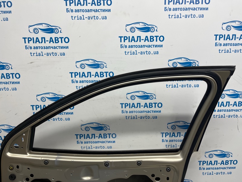 Дверь передняя правая Cherokee 2013-2019 KL 2.4 бензин ED6 Дверь передняя правая Cherokee 2013-2019 KL 2.4 бензин ED6