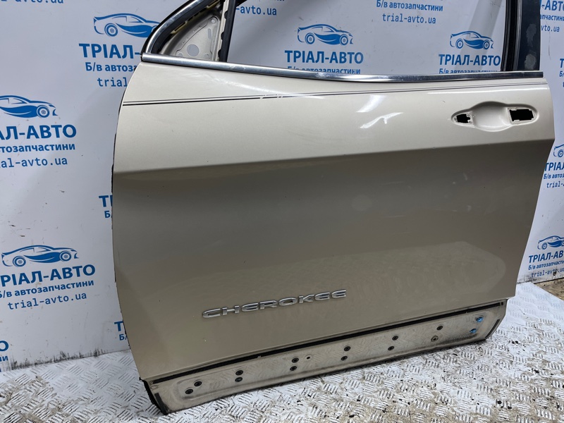 Дверь передняя левая Cherokee 2013-2019 KL 2.4 бензин ED6 Дверь передняя левая Cherokee 2013-2019 KL 2.4 бензин ED6