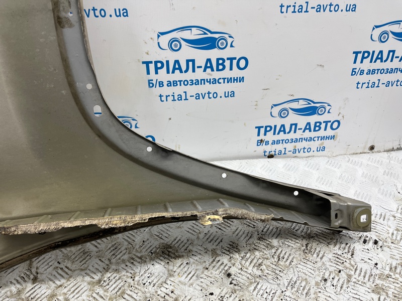 Крыло переднее левое Cherokee 2013-2019 KL 2.4 бензин ED6 Крыло переднее левое Cherokee 2013-2019 KL 2.4 бензин ED6