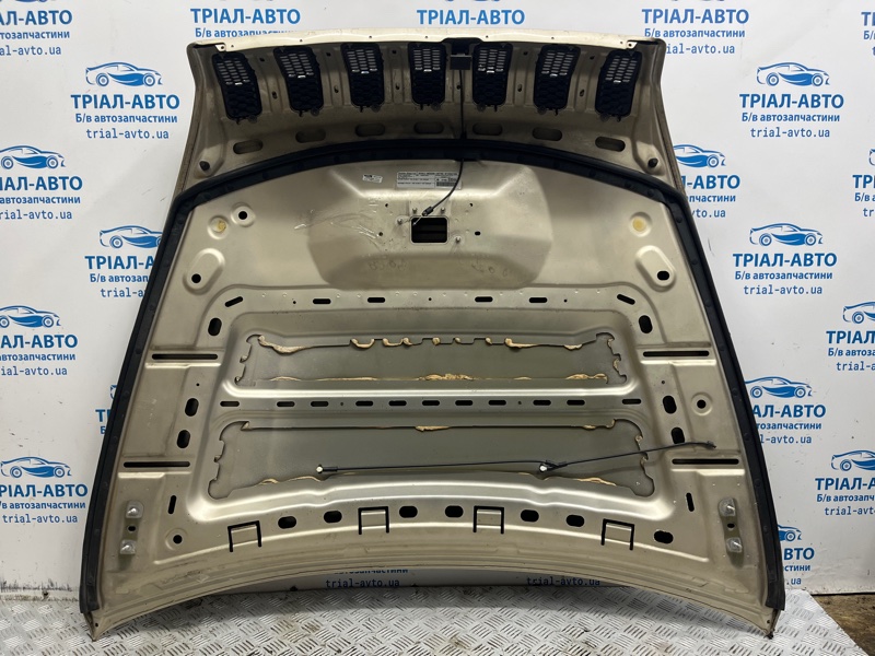 Капот Cherokee 2013-2019 KL 2.4 бензин ED6 Капот Cherokee 2013-2019 KL 2.4 бензин ED6