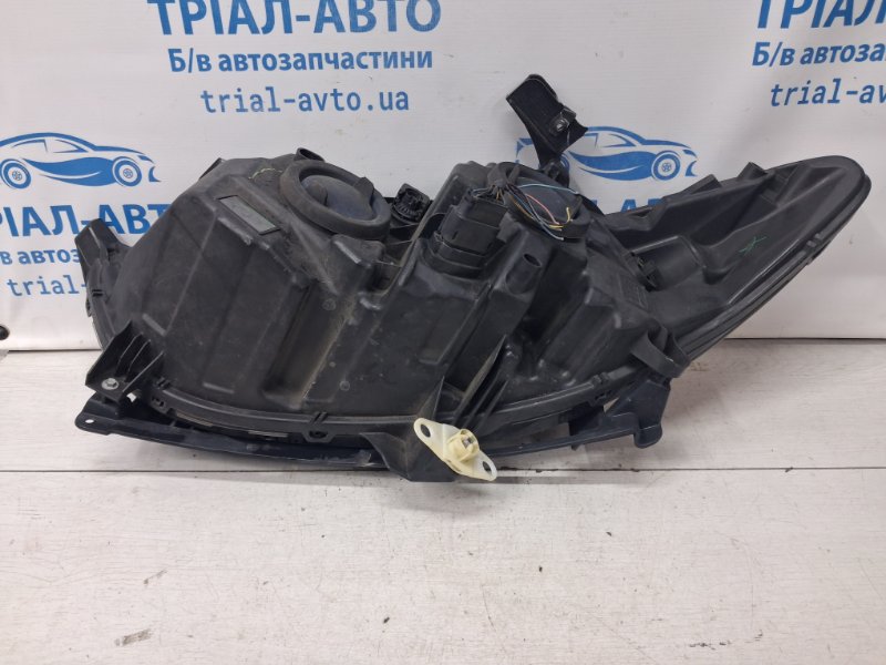 Фара правая Fusion USA 2013-2020 2 1.5 бензин ENUN0