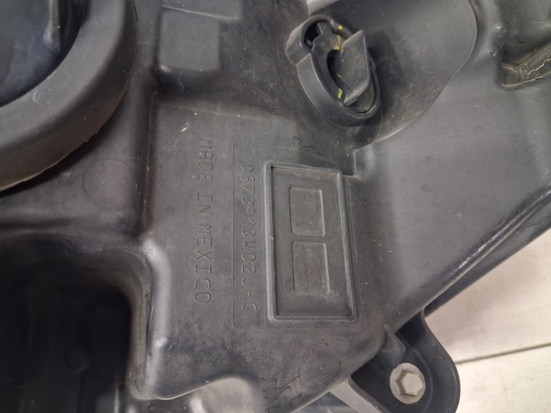 Фара правая Fusion USA 2013-2020 2 1.5 бензин ENUN0