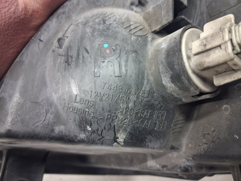 Фара правая Ксенон FX 2002-2008 S50 3.5 бензин VQ35DE