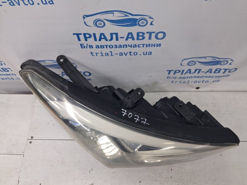 Фара правая галоген Santa fe 2012-2019 DM 2.4 бензин G4KJ