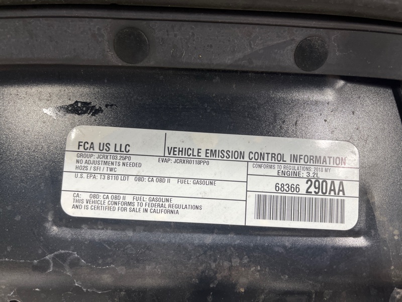 Капот Cherokee 2013-2019 KL 3.2 бензин EHK Капот Cherokee 2013-2019 KL 3.2 бензин EHK