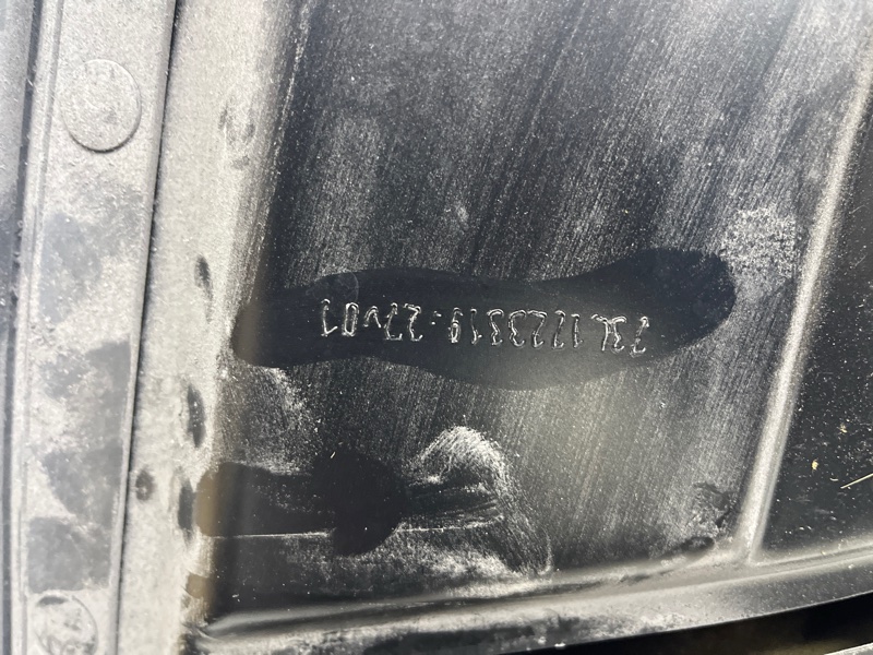 Капот Cherokee 2013-2019 KL 3.2 бензин EHK Капот Cherokee 2013-2019 KL 3.2 бензин EHK