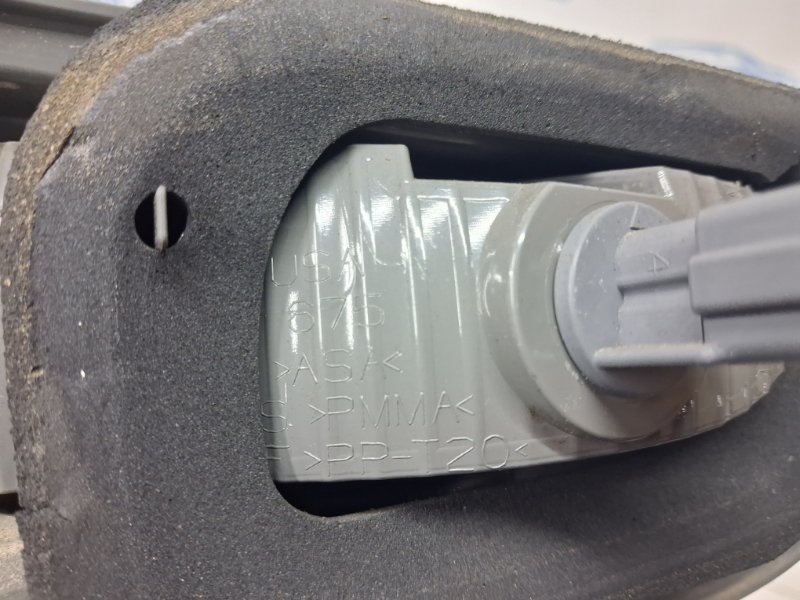 Фонарь задний внутренний правый QX60 2013-2021 L50 3.5 бензин VQ35DE