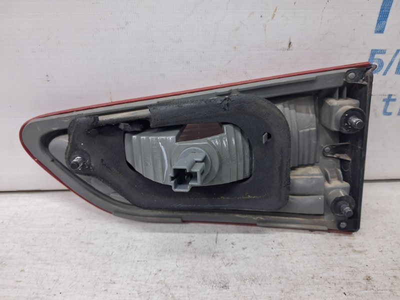 Фонарь задний внутренний левый QX60 2013-2021 L50 3.5 бензин VQ35DE