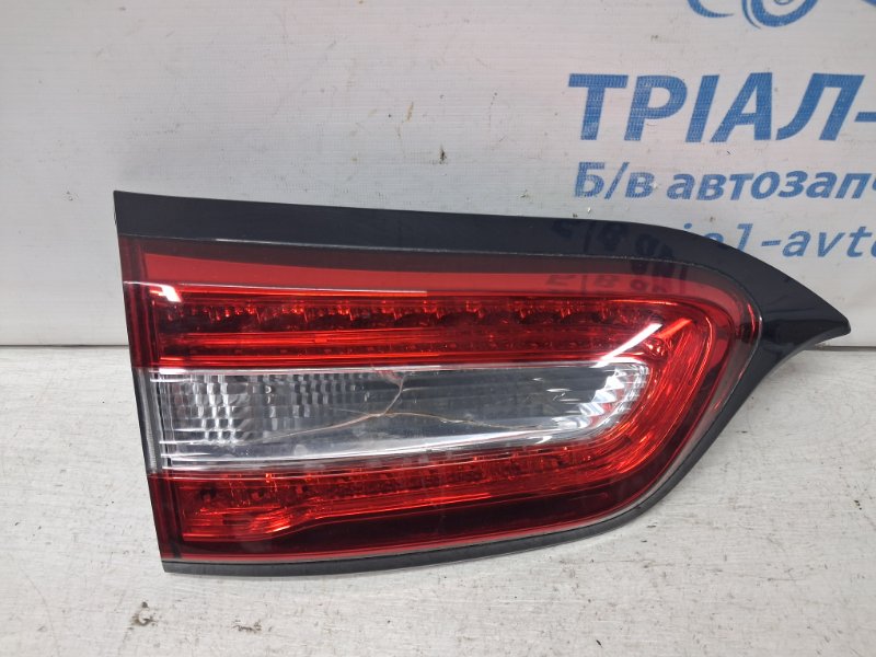 Запчасть фонарь задний внутренний левый Jeep Cherokee 2013-2019 KL 2.4 бензин ED6 68102921AB Б/У Фонарь задний внутренний левый Jeep Cherokee 2013-2019 KL 2.4 бензин ED6 68102921AB Б/У