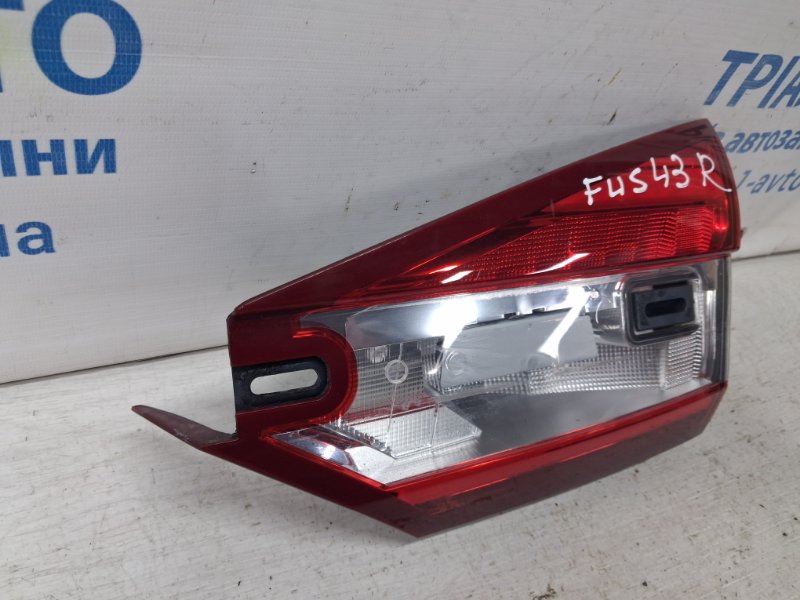 Фонарь задний внутренний правый Ford Fusion USA 2 1.5 бензин ENUN0