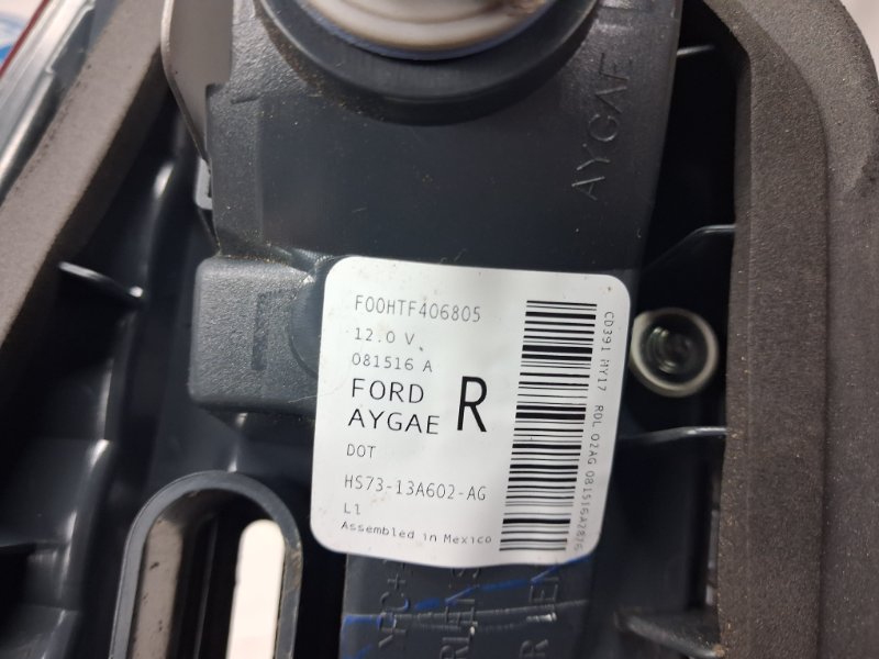 Фонарь задний внутренний правый Fusion USA 2013-2020 2 1.5 бензин ENUN0